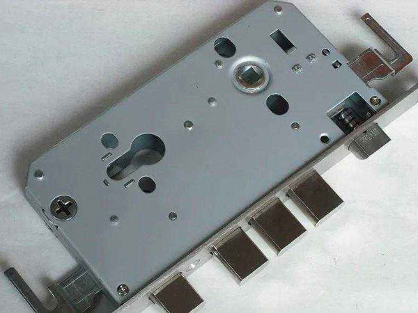 姑苏24小时上门开锁公司